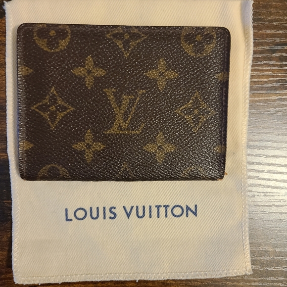 Louis Vuitton Vintage Dark Brown Monogram Card Holder Bifold - Picture 2 of 9